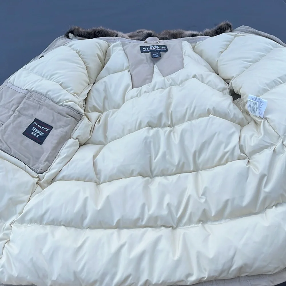 Woolrich duck down jacket, new tags size medium - Picture 9 of 12